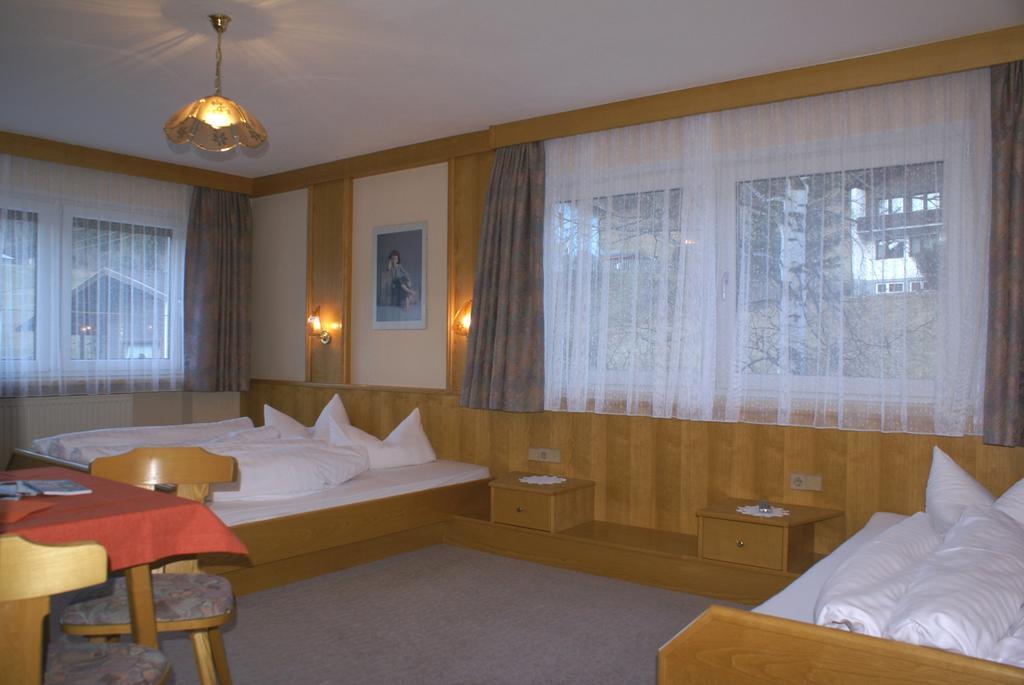 Gasthof Hirschen Wenns Room photo